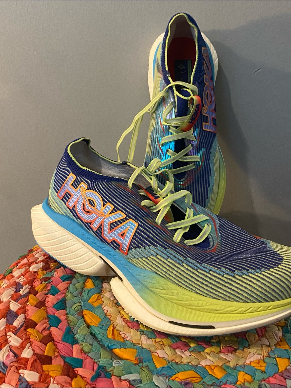 HOKA Cielo X1 running shoes in the Evening Sky/Lettuce colorway SZ 11.5W// 10.5M